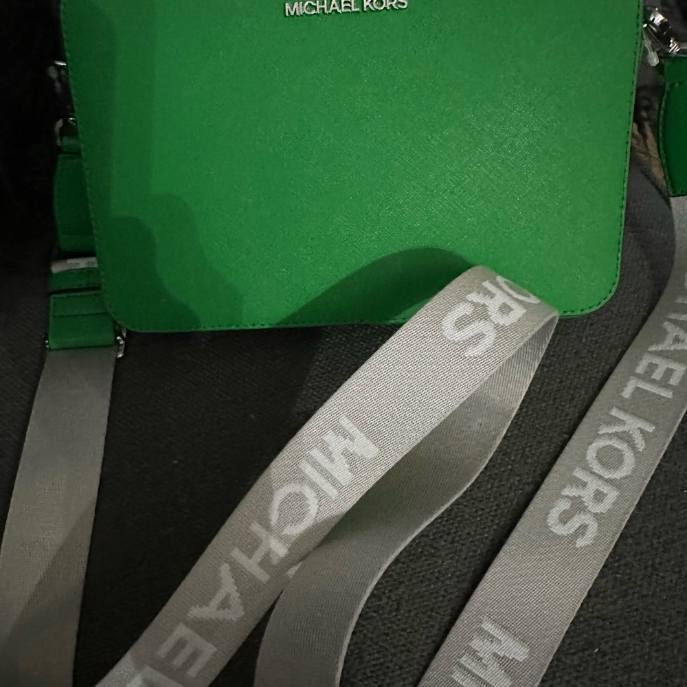 💚 St Patrick’s DAY SALE Michael Michael Kors Jet Set Lg EW Xtra Body Crossbody - Picture 4 of 10